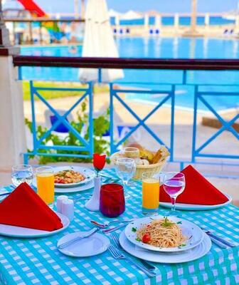 IVY CYRENE ISLAND AQUA PARK RESORT