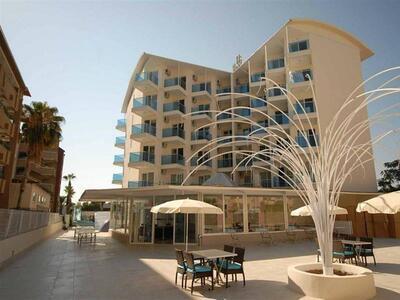 INFINITY BEACH HOTEL
