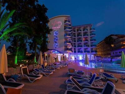 INFINITY BEACH HOTEL