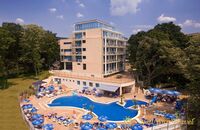 HOLIDAY PARK