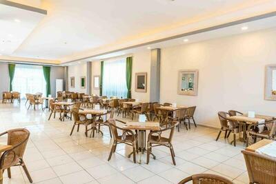 BELPOINT BEACH HOTEL