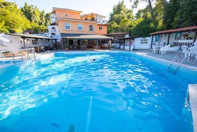 KASSANDRA BAY VILLAGE