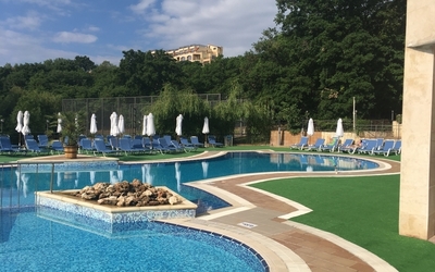 HOLIDAY PARK