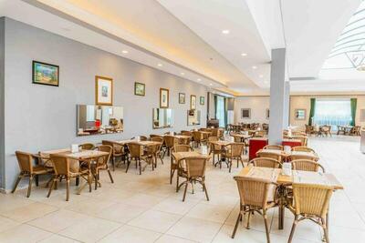 BELPOINT BEACH HOTEL